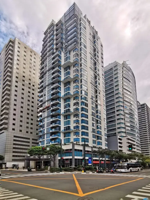 3BR · The Sapphire Residences