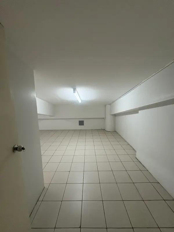200 sqm commercial space for lease in Taguig City