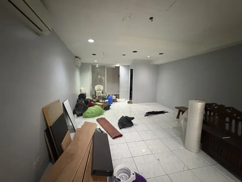 48 sqm commercial space for lease in Makati City