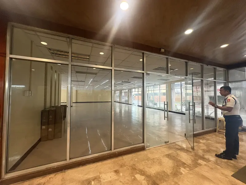 마카티시 394㎡ 상가 임대, 사진 2