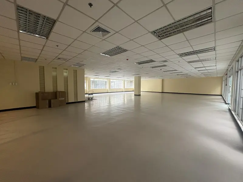 마카티시 394㎡ 상가 임대, 사진 4