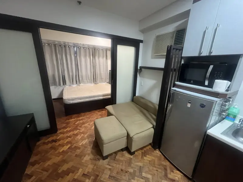 Studio · The Columns Ayala Avenue