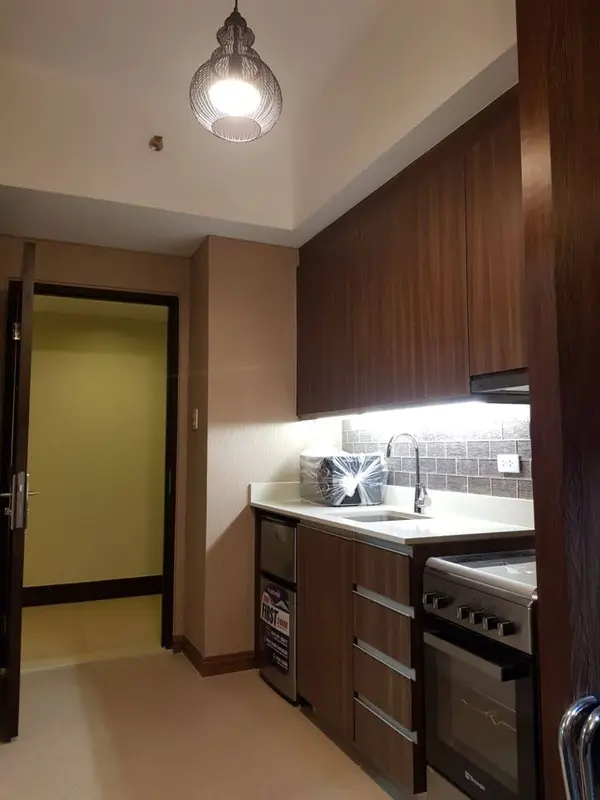 Shang Salcedo Place 开间公寓出租，第 4 张照片