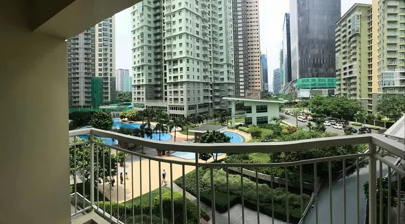 Studio · Aston at Two Serendra