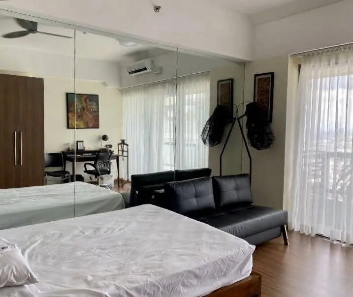 Studio · Shang Salcedo Place