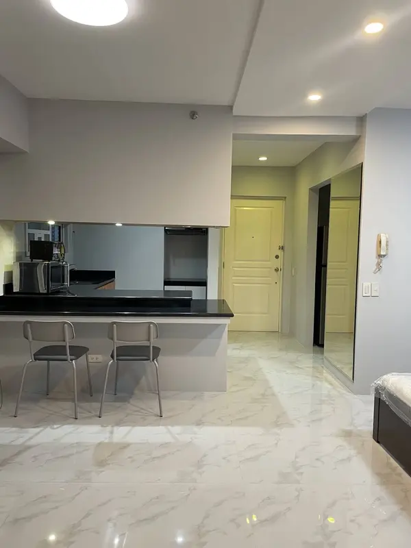 Encino at Two Serendra 스튜디오 콘도 임대, 사진 2