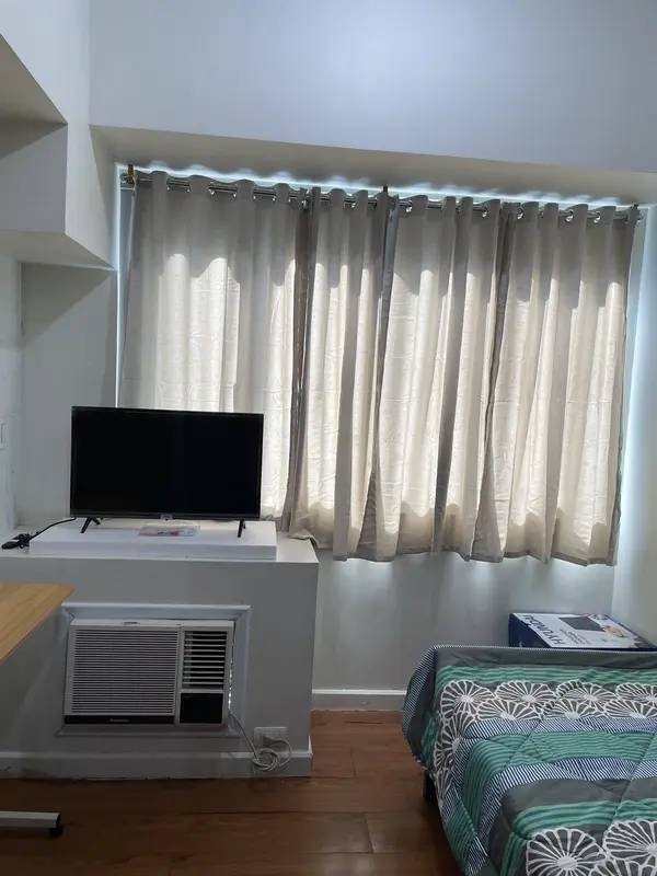 Studio · Eton Tower Makati