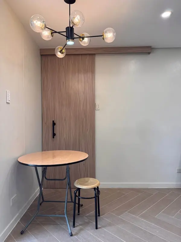 Fifth Avenue Place 开间公寓出租，第 4 张照片