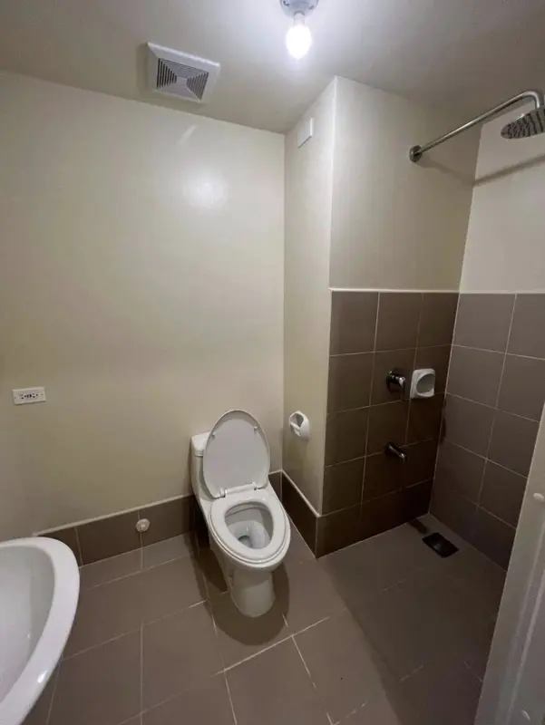 【賃貸】Avida Towers Vireoのスタジオタイプのコンドミニアム、写真3