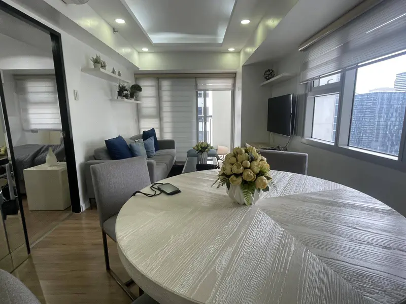 1-bedroom condo for rent in One Maridien, photo 1