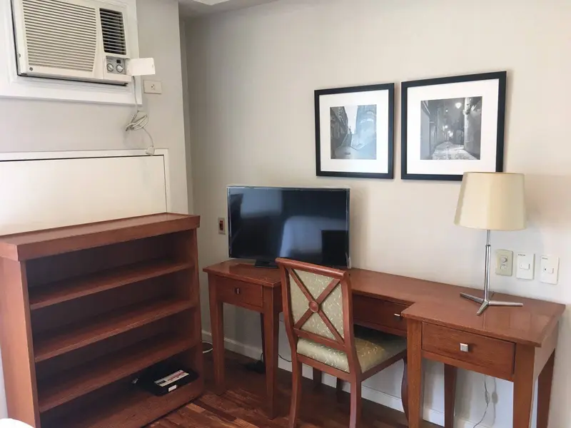 1 BR · One Legazpi Park