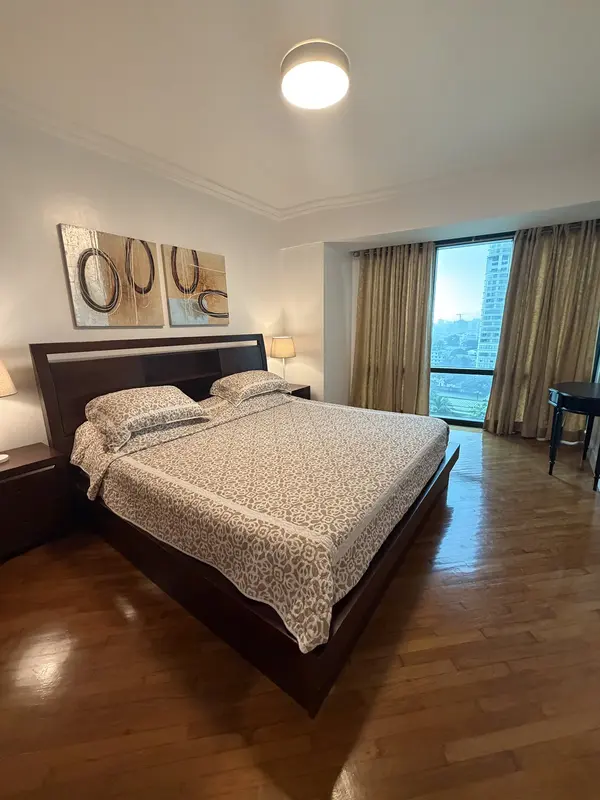 1 BR · Amorsolo Square