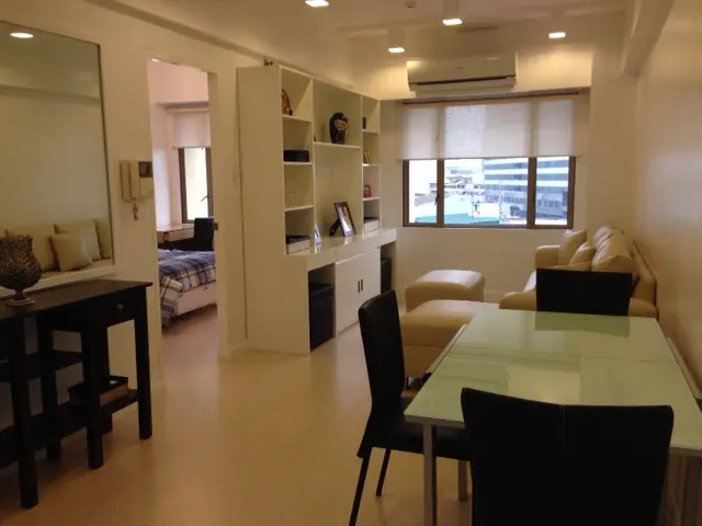 【賃貸】Greenbelt Parkplaceの1ベッドルームのコンドミニアム、写真2