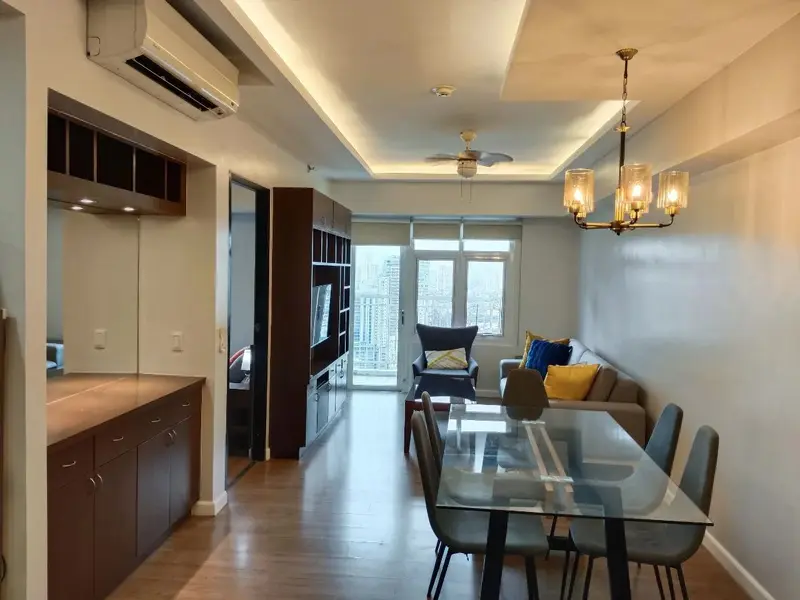 Meranti at Two Serendra 1베드룸 콘도 임대, 사진 2