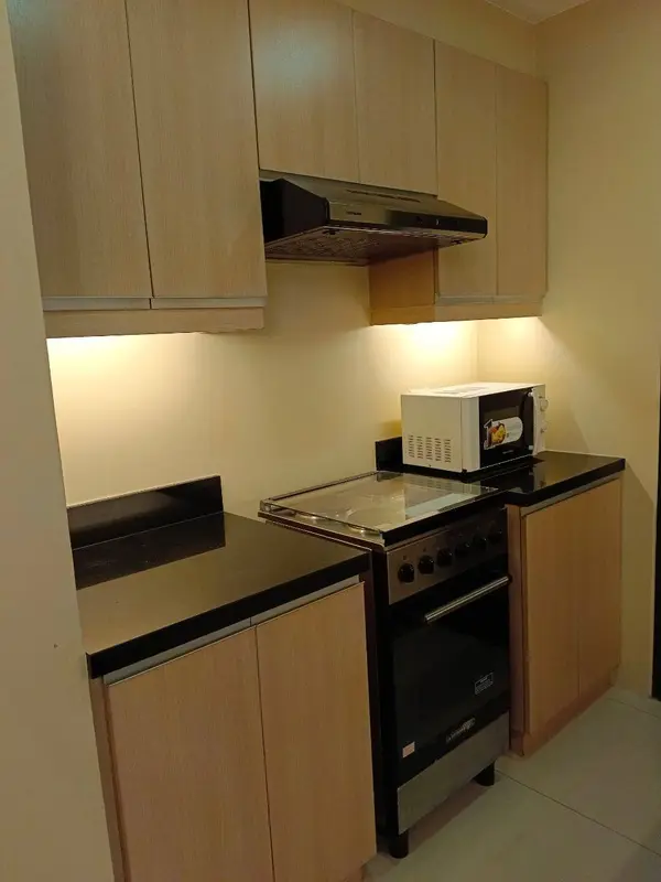 Meranti at Two Serendra 1베드룸 콘도 임대, 사진 2