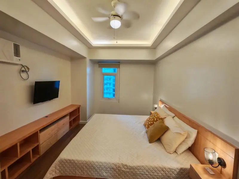 Meranti at Two Serendra 1베드룸 콘도 임대, 사진 4