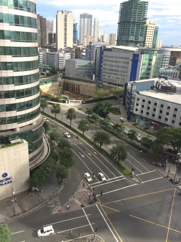 1 BR · The Columns Ayala Avenue