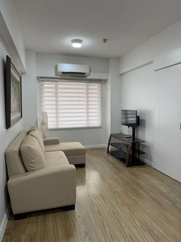 1 BR · Greenbelt Parkplace