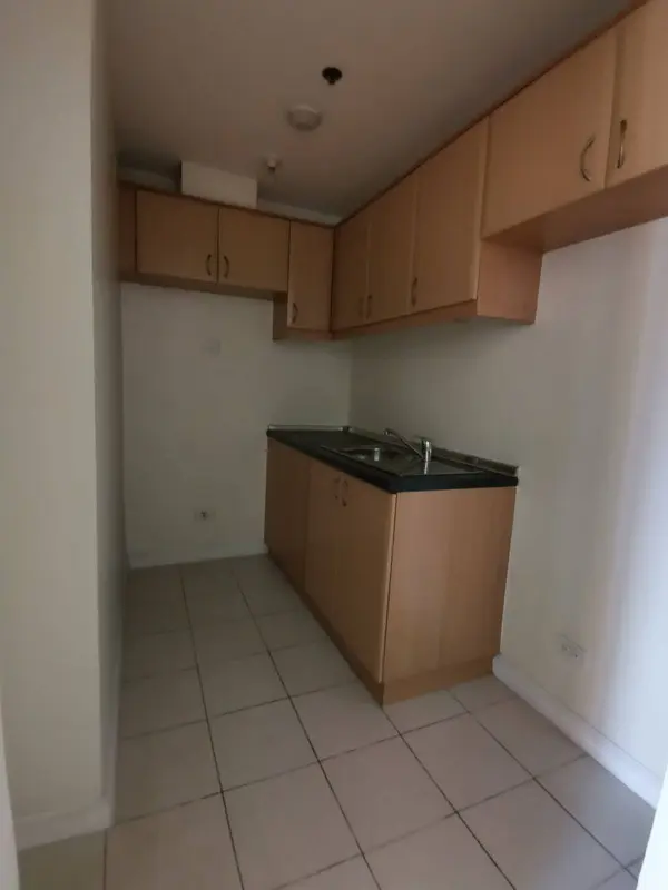 1 BR · Greenbelt Parkplace