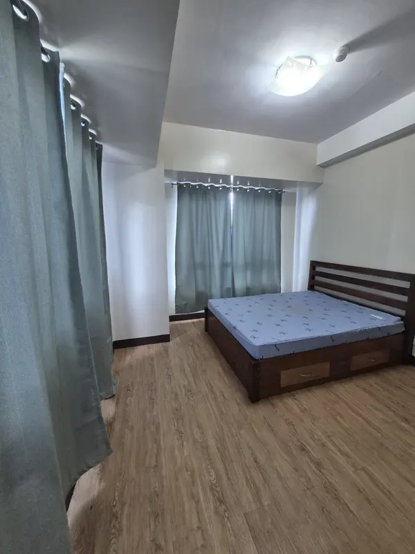 1 BR · One Pacific Place