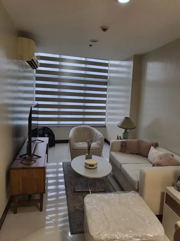 1 BR · One Central