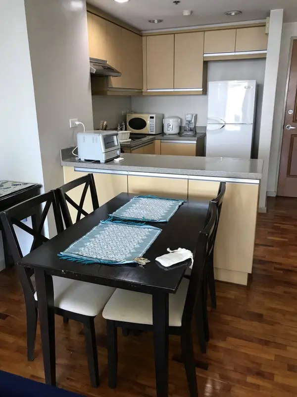 1 BR · One Legazpi Park