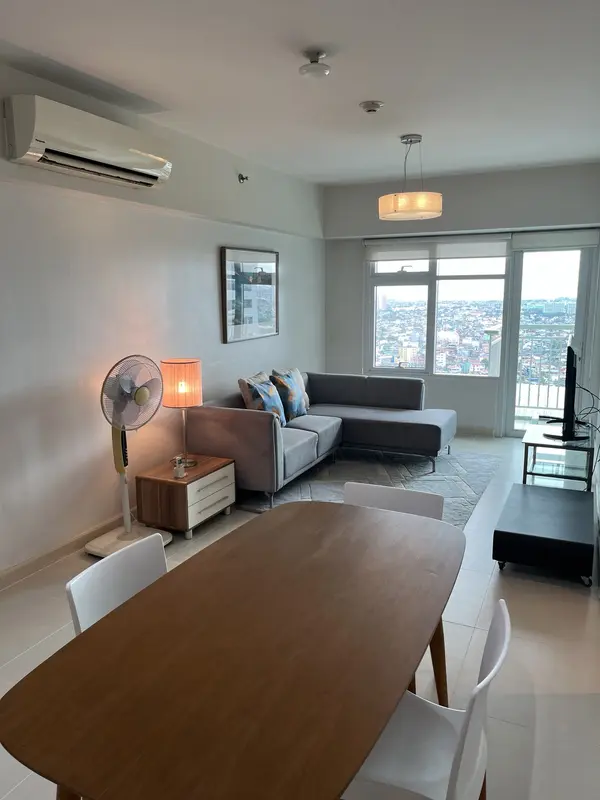 Red Oak at Two Serendra 1베드룸 콘도 임대, 사진 3