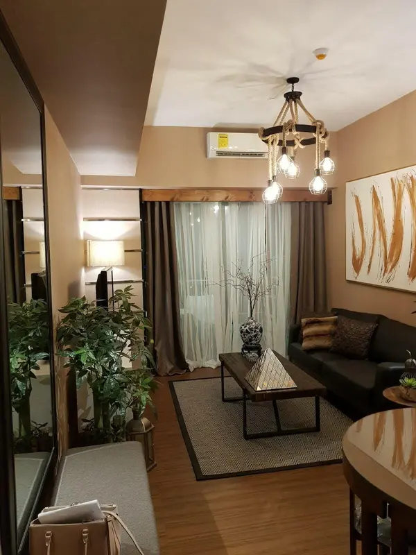 1 BR · Shang Salcedo Place