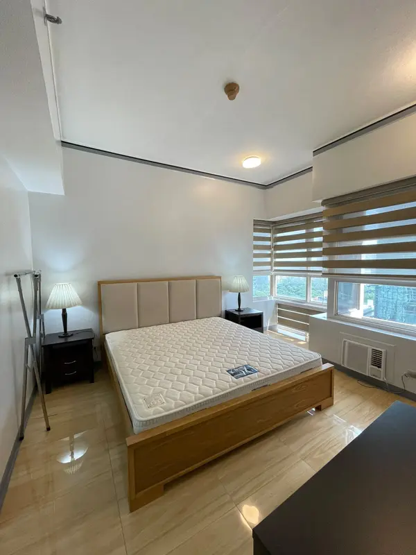 1 BR · One Lafayette Square