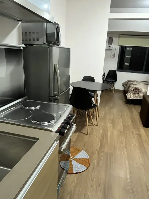 1 BR · The Rise Makati