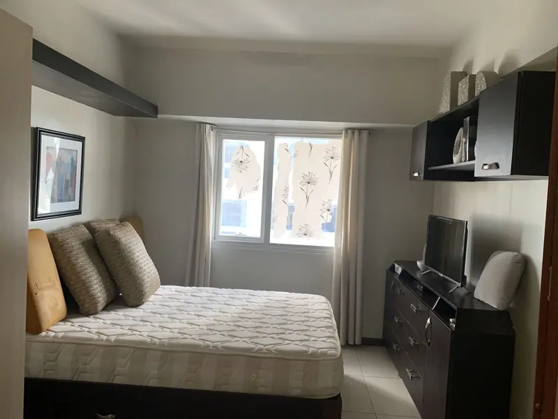 1 BR · The Columns Legazpi Village