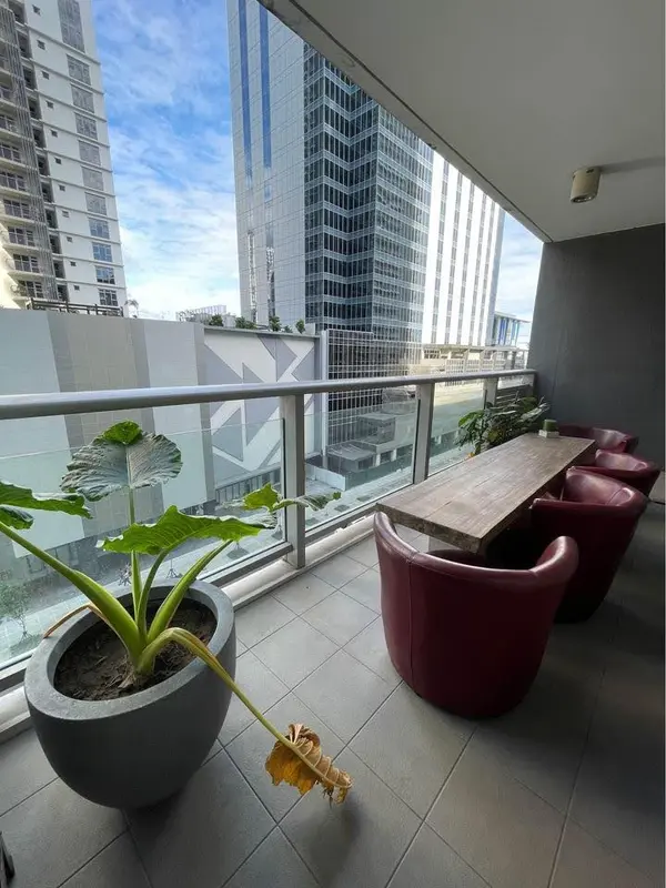 West Tower at One Serendra 1베드룸 콘도 임대, 사진 5