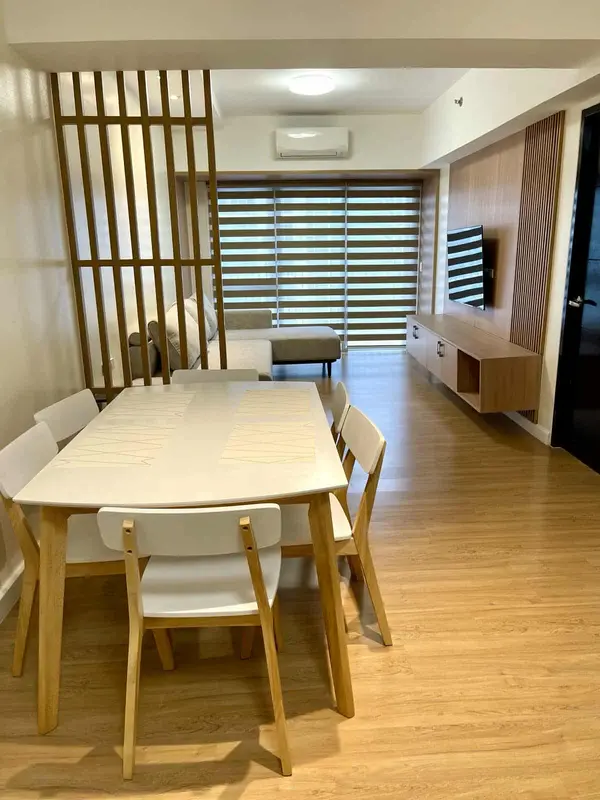 1 BR · Two Maridien