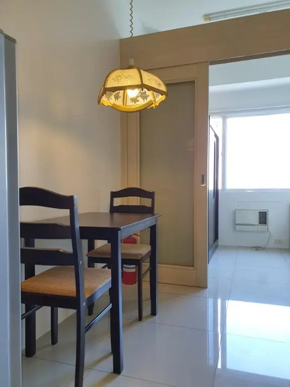 1 BR · Berkeley Residences