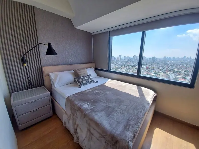1 BR · The Rise Makati