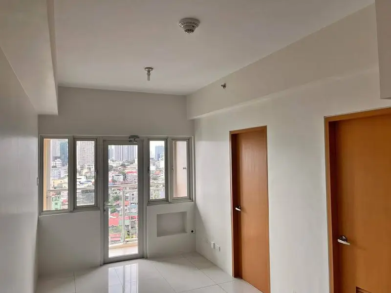 1 BR · Times Square West