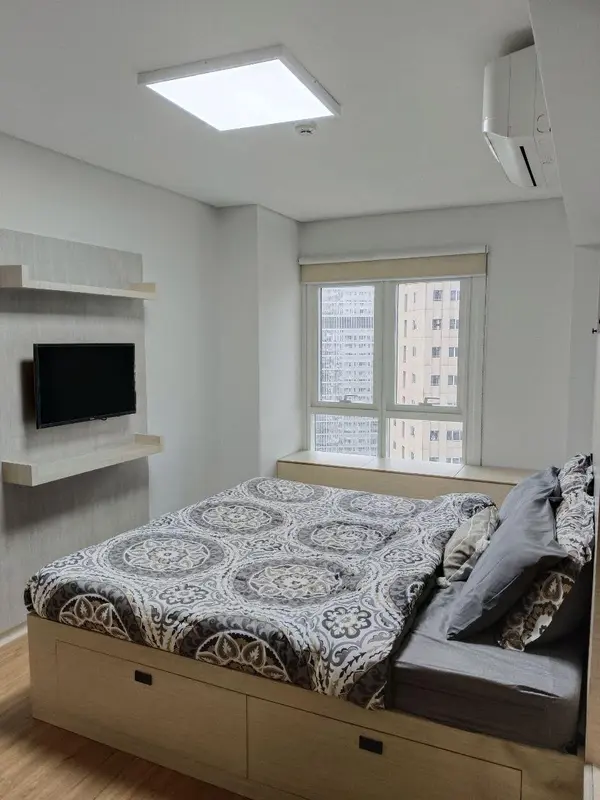 1 BR · Sequoia at Two Serendra