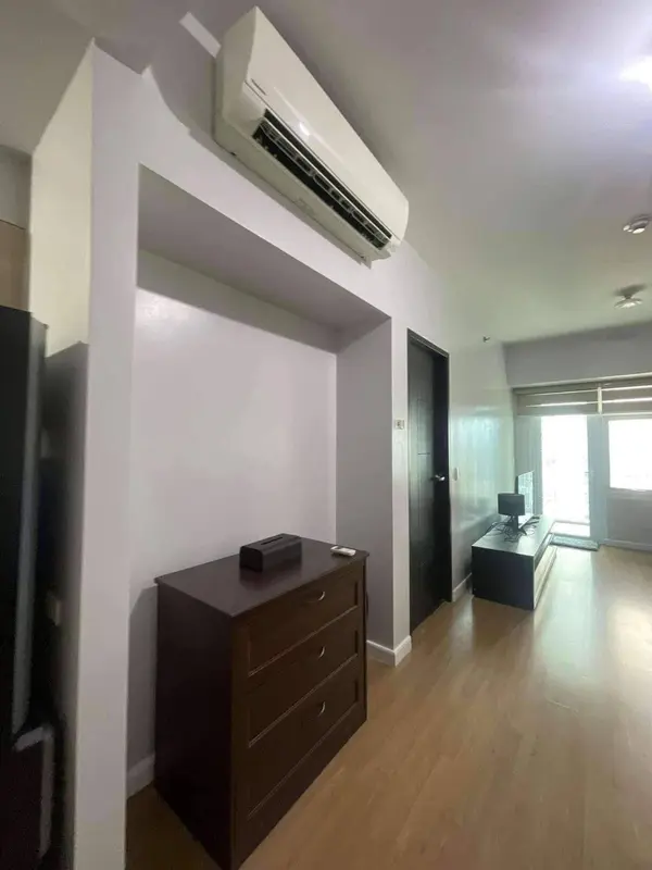 Meranti at Two Serendra 1베드룸 콘도 임대, 사진 2