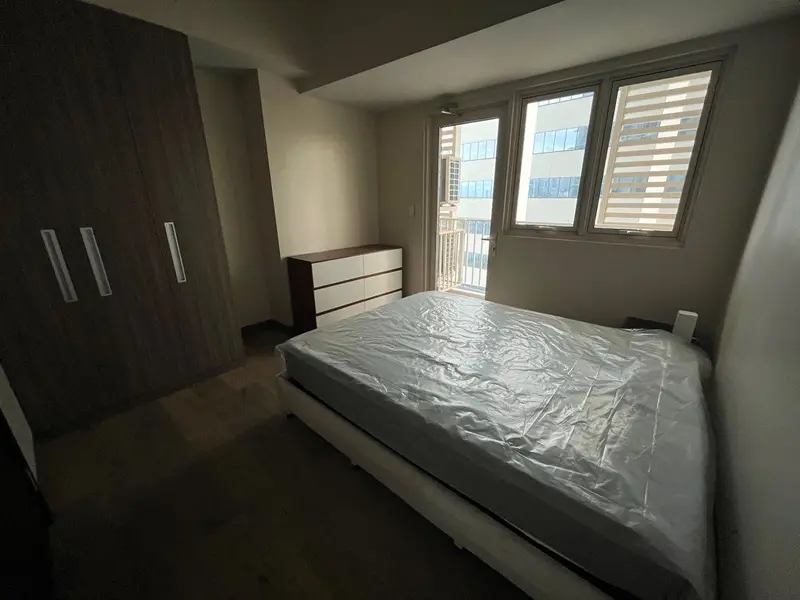 1 BR · Park Mckinley West