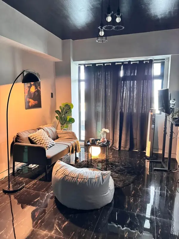 1 BR · Parkside Villas Condominium