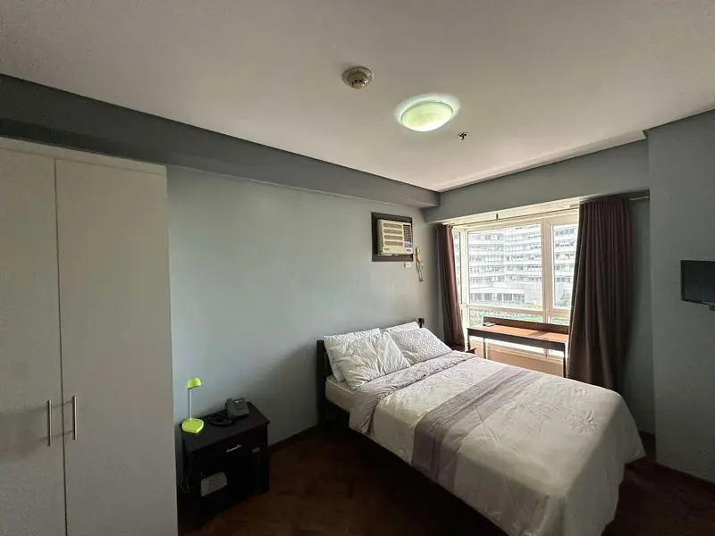 1 BR · The Columns Ayala Avenue