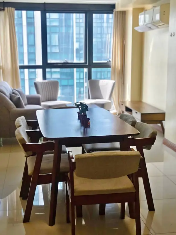 【賃貸】Uptown Ritz Residenceの1ベッドルームのコンドミニアム、写真2