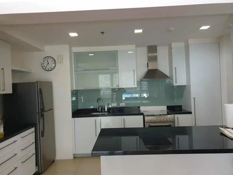【賃貸】West Tower at One Serendraの1ベッドルームのコンドミニアム、写真5