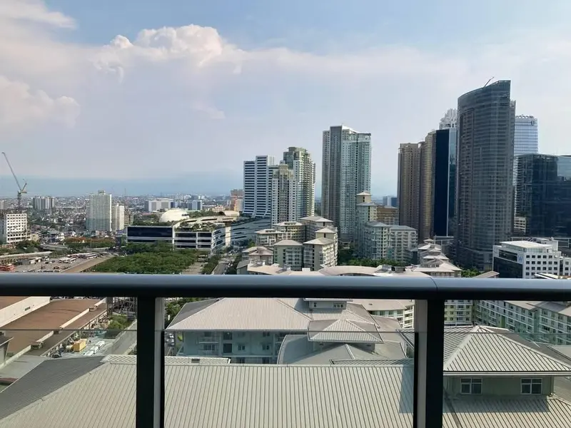 1 BR · East Tower at One Serendra