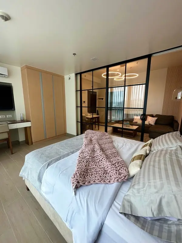 One Uptown Residences 1베드룸 콘도 임대, 사진 2