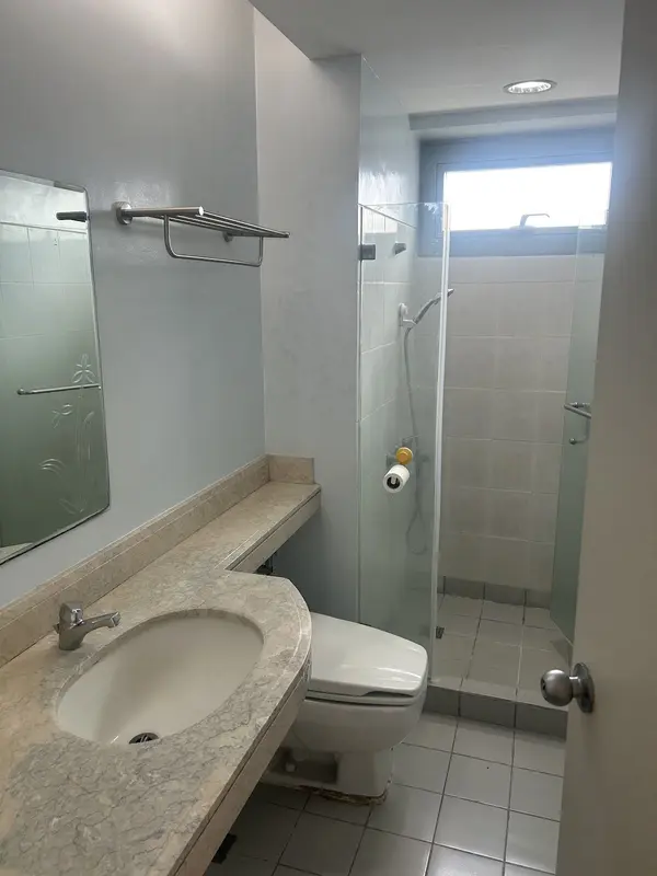 One Legazpi Park 2베드룸 콘도 임대, 사진 5