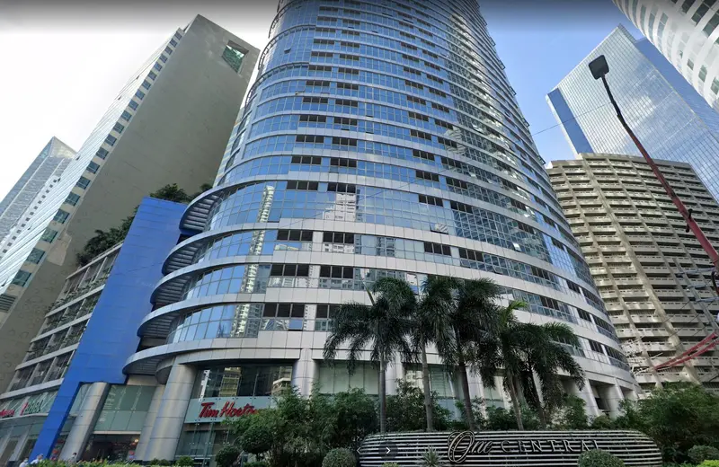 2 BR · One Central