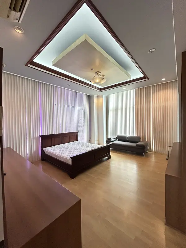 【賃貸】The Shang Grand Towerの2ベッドルームのコンドミニアム、写真3