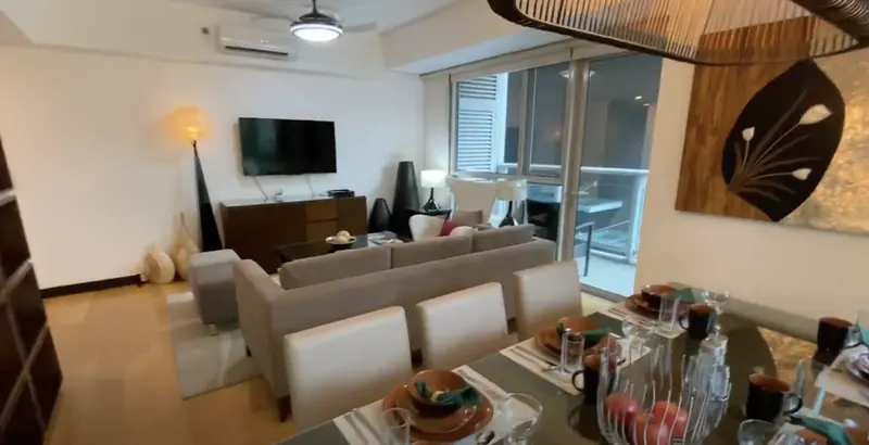 【賃貸】West Tower at One Serendraの2ベッドルームのコンドミニアム、写真4