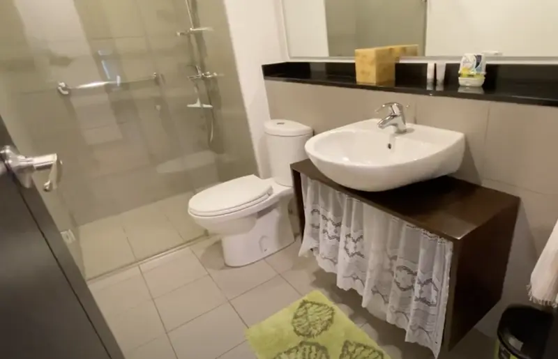 【賃貸】West Tower at One Serendraの2ベッドルームのコンドミニアム、写真5